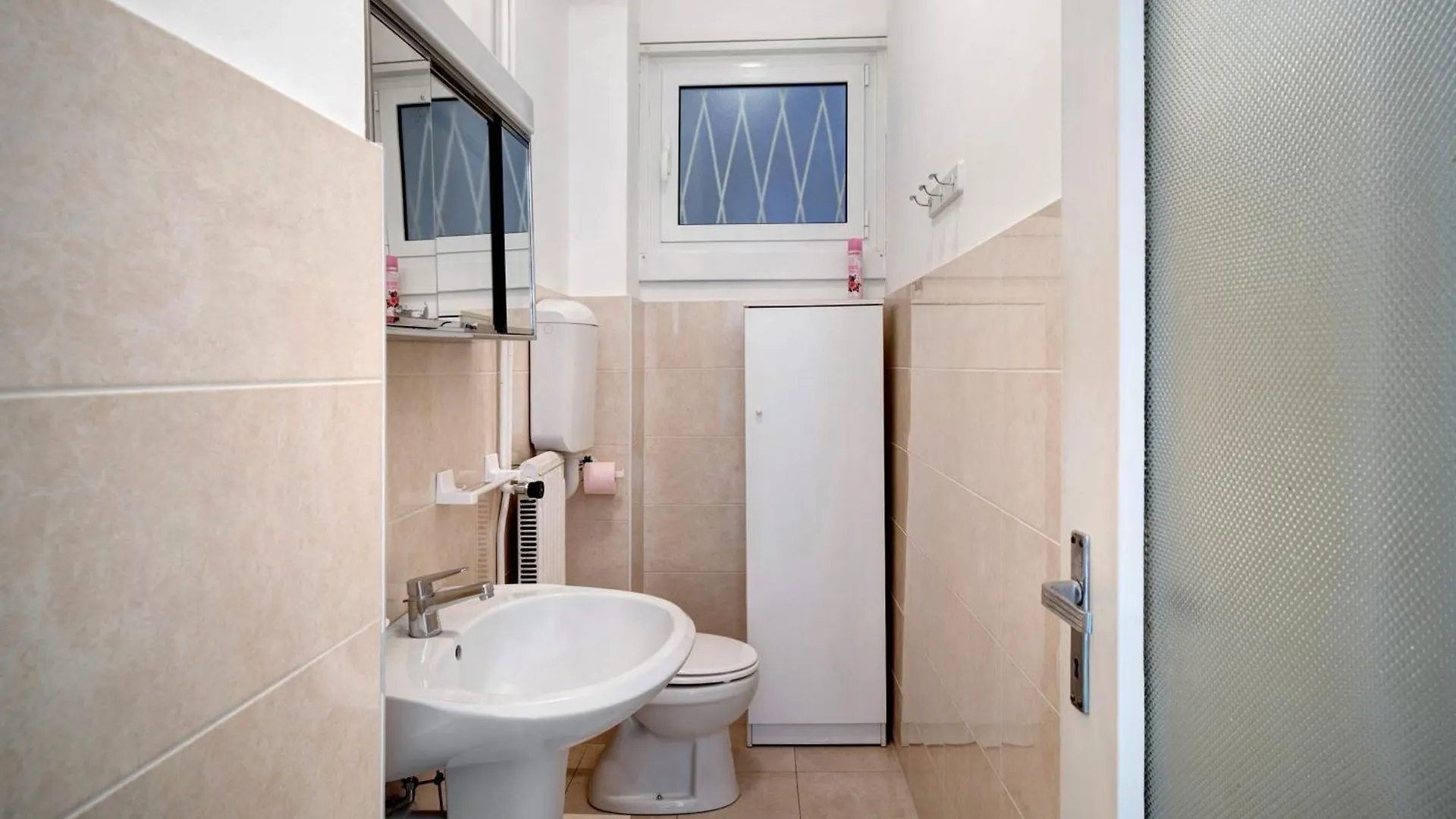 Casa Vacanza Sogno Ospedaletti 0*,  Italy